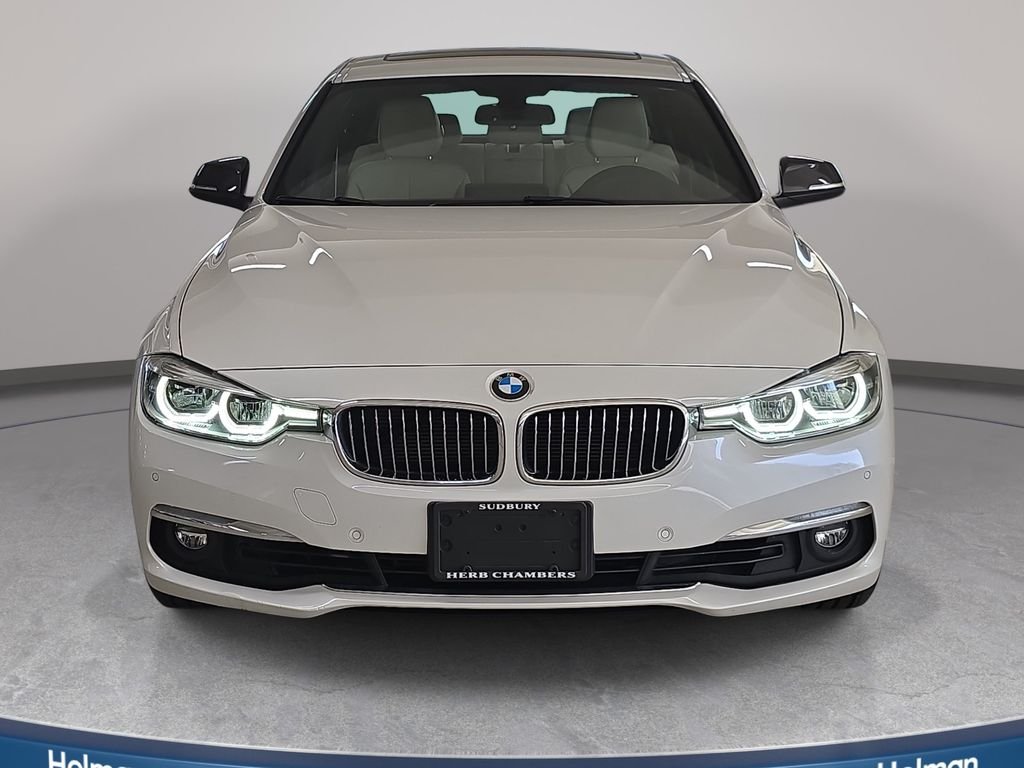 Used 2016 Mineral White Metallic BMW 328i xDrive image 3