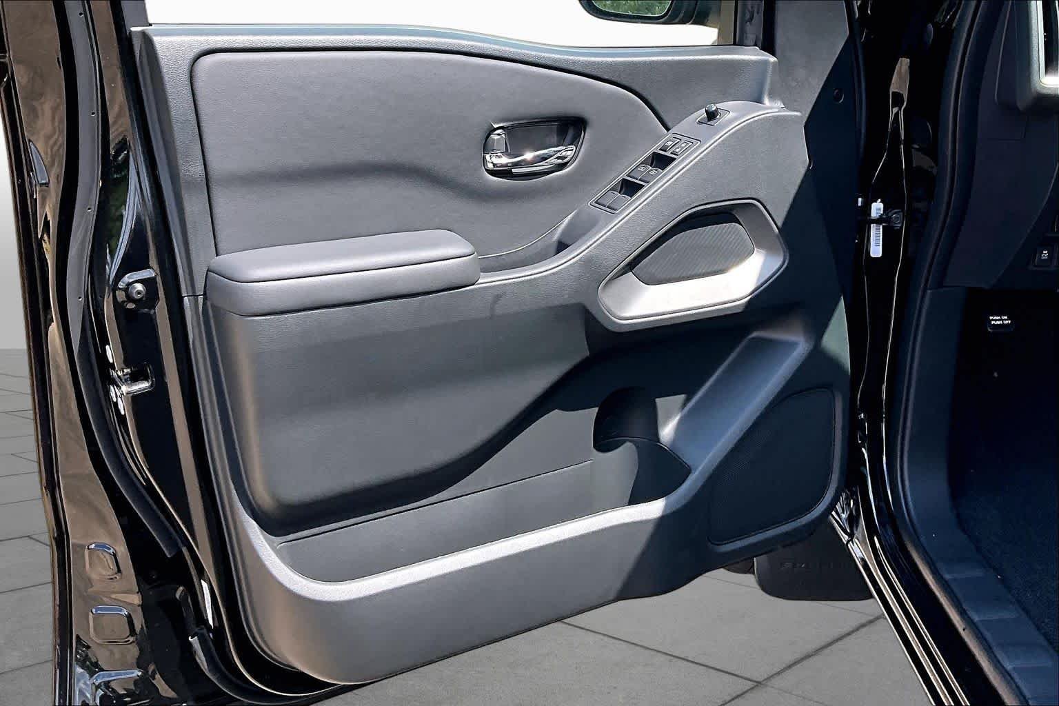 New 2027 Super Black Nissan SV image 16