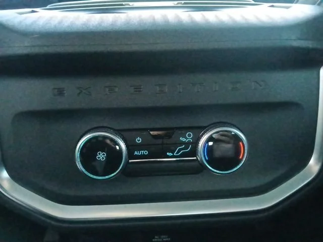 New 2026 Agate Black Metallic Ford Active image 28