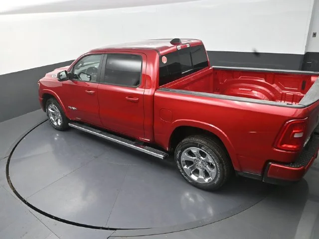 New 2026 Molten Red Pearl-Coat Exterior Paint RAM Big Horn/Lone Star image 14