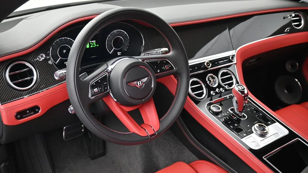 New 2026 White Bentley  image 7