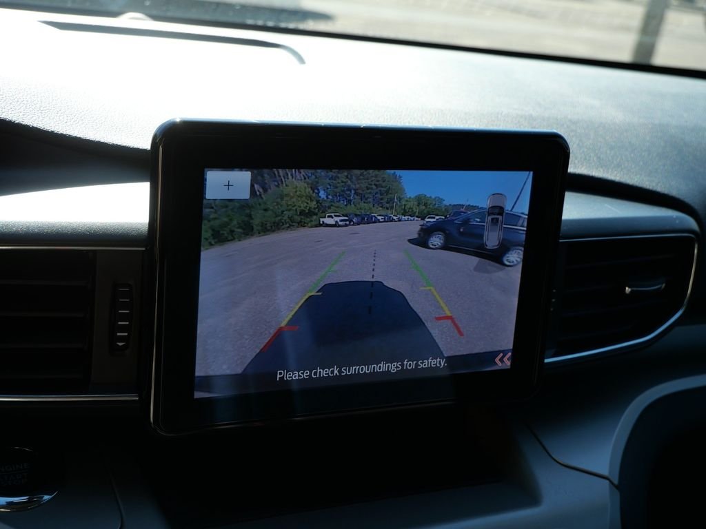 Certified Used 2022 Gray Ford XLT image 29