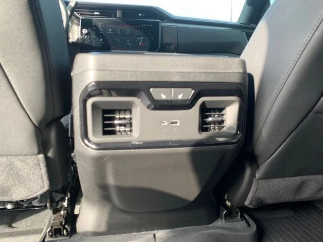 Used 2026 White GMC AT4 image 21