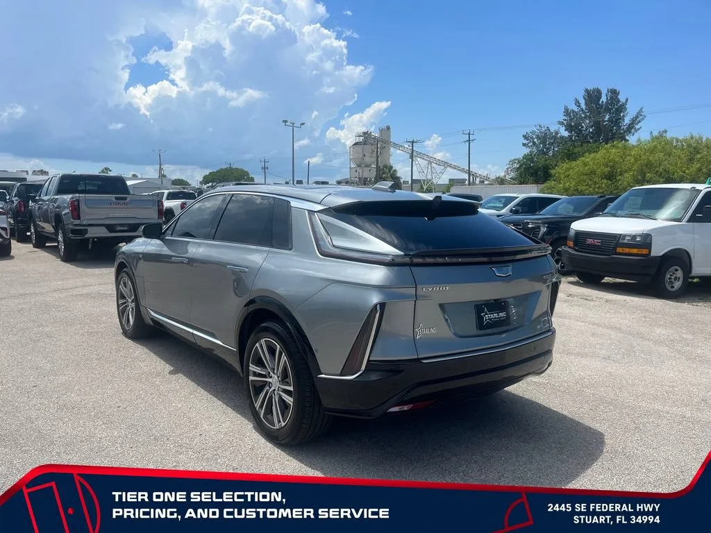 Used 2025 Argent Silver Metallic Cadillac Luxury 1 image 5
