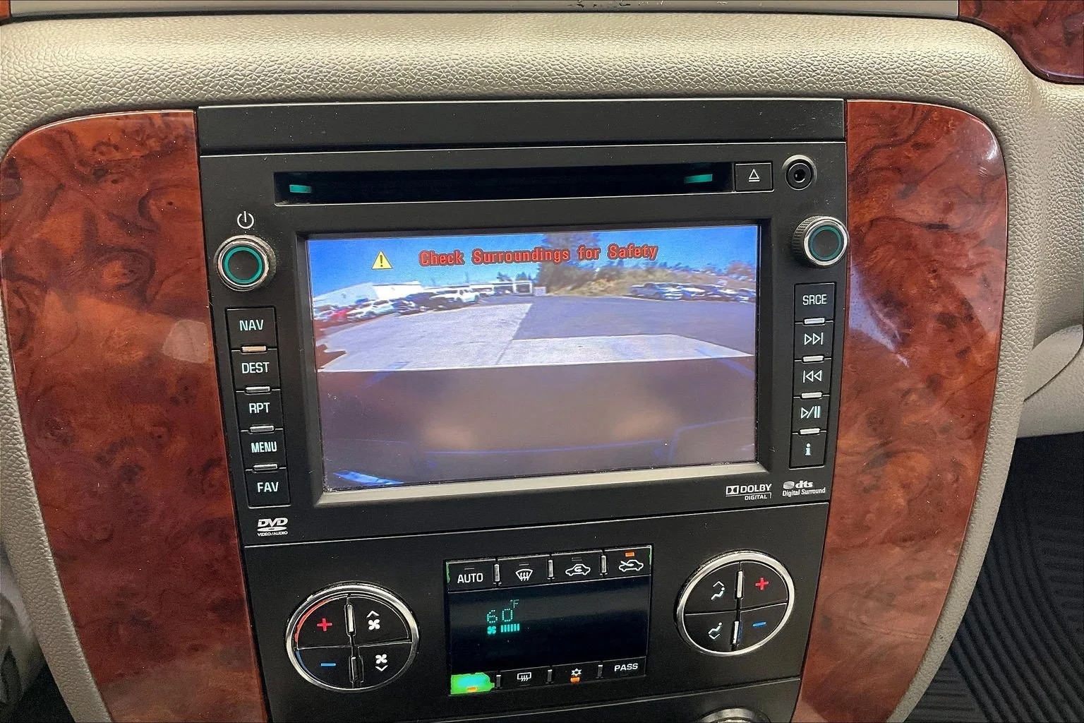 Used 2013 Silver Ice Metallic Chevrolet LT image 23