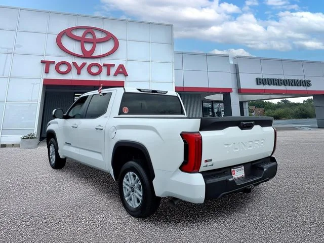 2026 Toyota Tundra SR5 - Photo 6