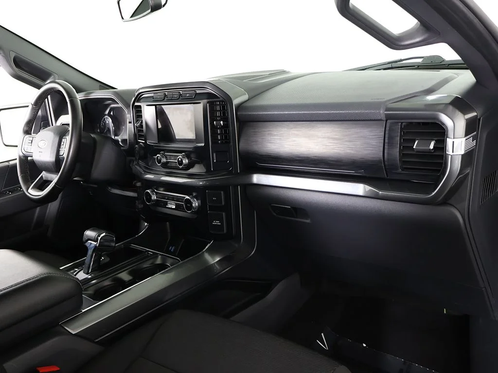 Used 2023 Oxford White Ford XLT image 28