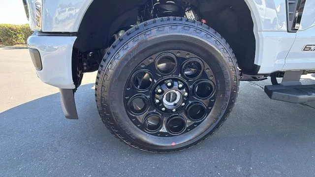 New 2026 Avalanche Ford F-250® Lariat® image 10