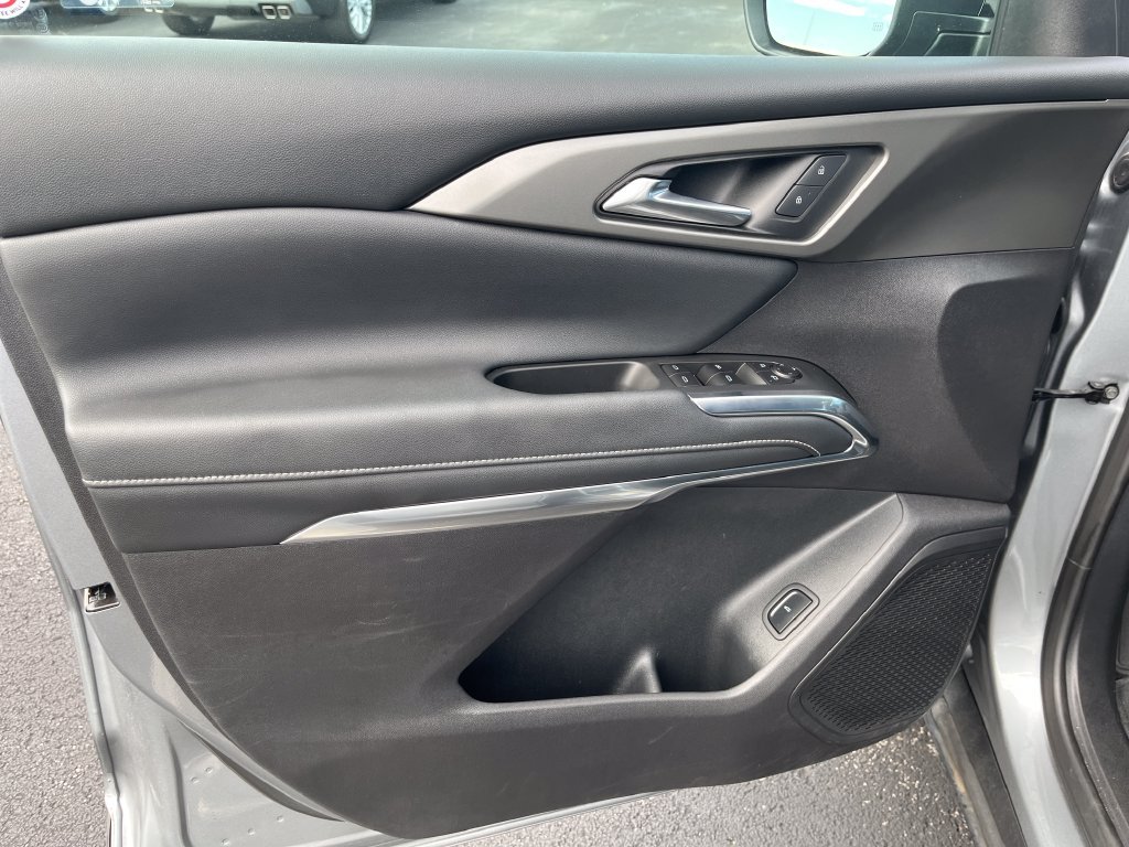 Used 2025 Gray Chevrolet LT image 11