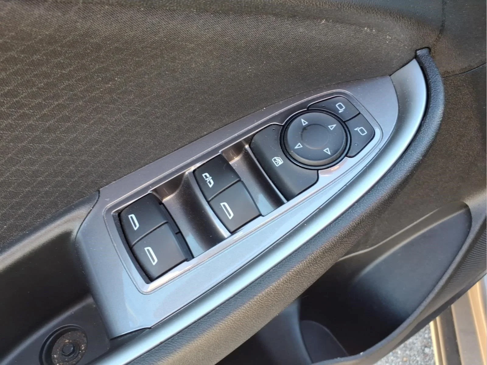 Used 2024 Mineral Gray Metallic Chevrolet LT 1LT image 14