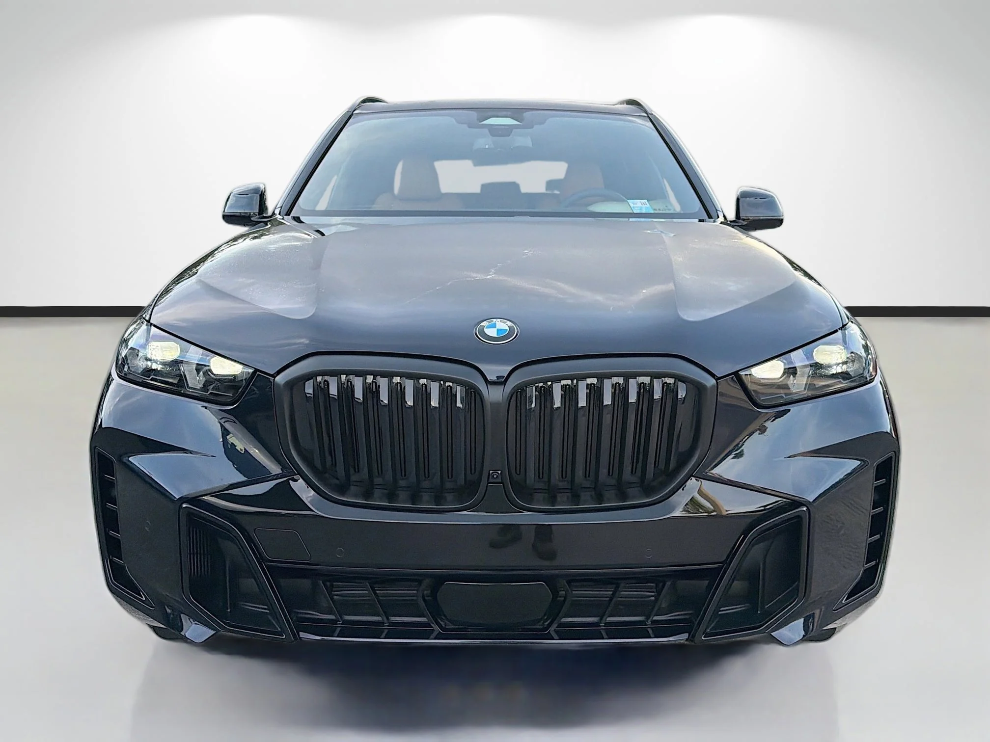 New 2026 Carbon Black Metallic BMW sDrive40i image 8