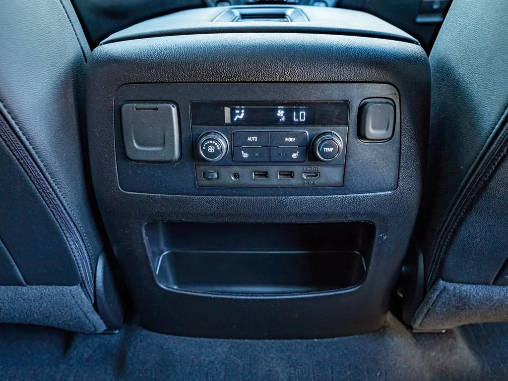 Used 2019 Shadow Gray Metallic Chevrolet Premier image 37