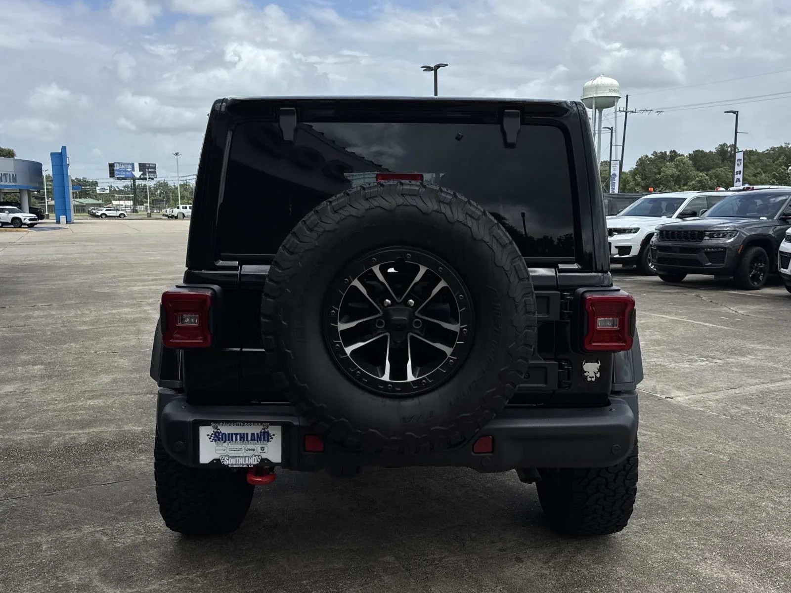 Used 2026 BLACK CLEARCOAT Jeep Rubicon X image 6