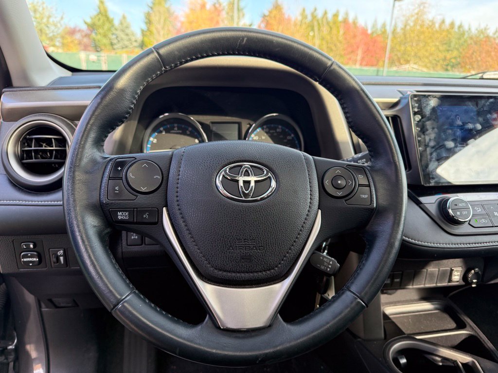 Used 2016 Magnetic Gray Metallic Toyota XLE image 10