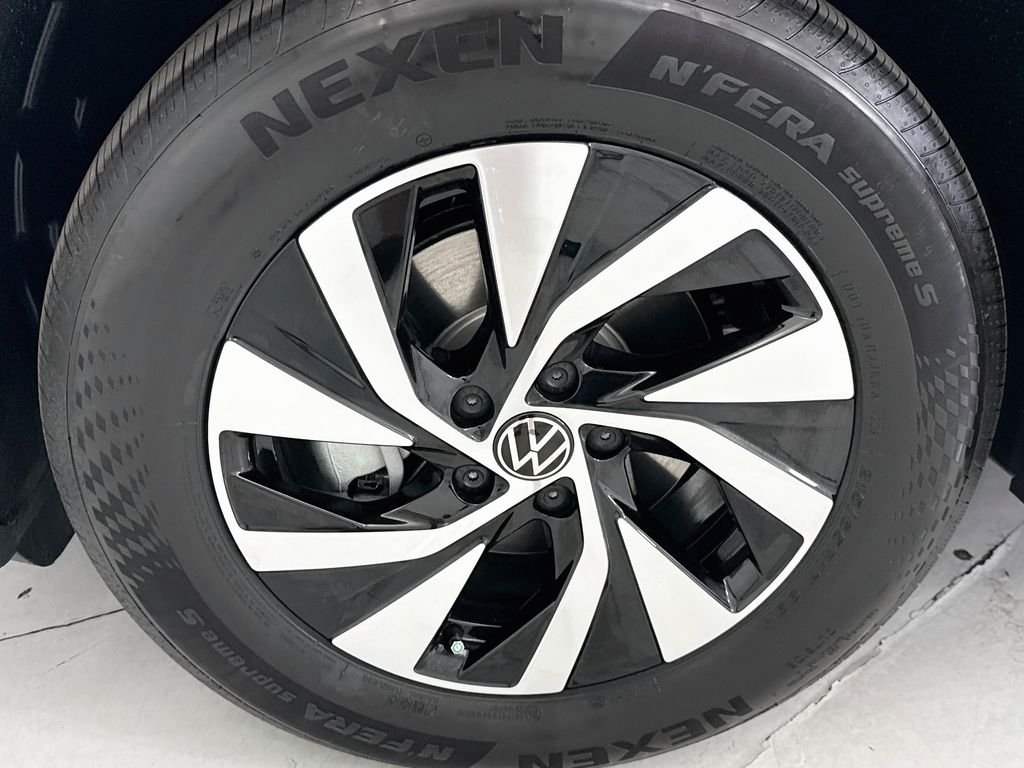 New 2026 Pure White Volkswagen S image 28