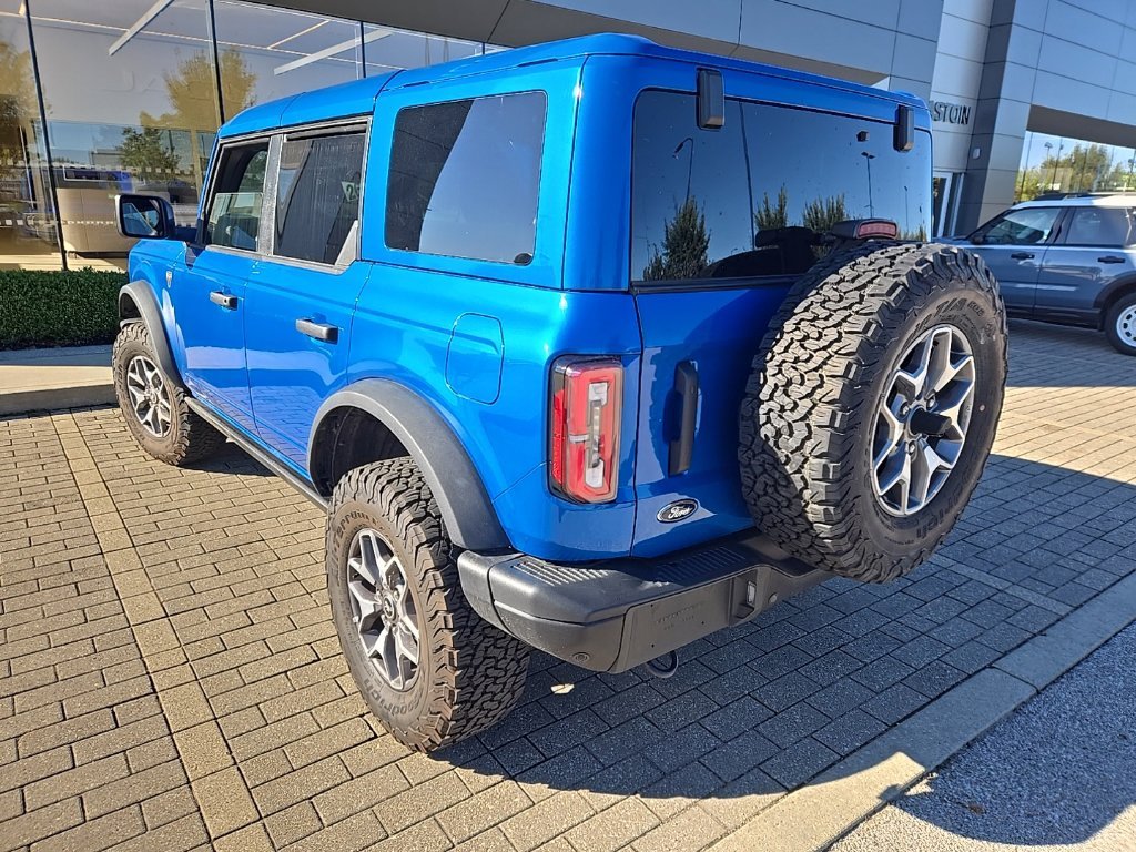 Used 2025 Blue Metallic Ford Badlands image 7