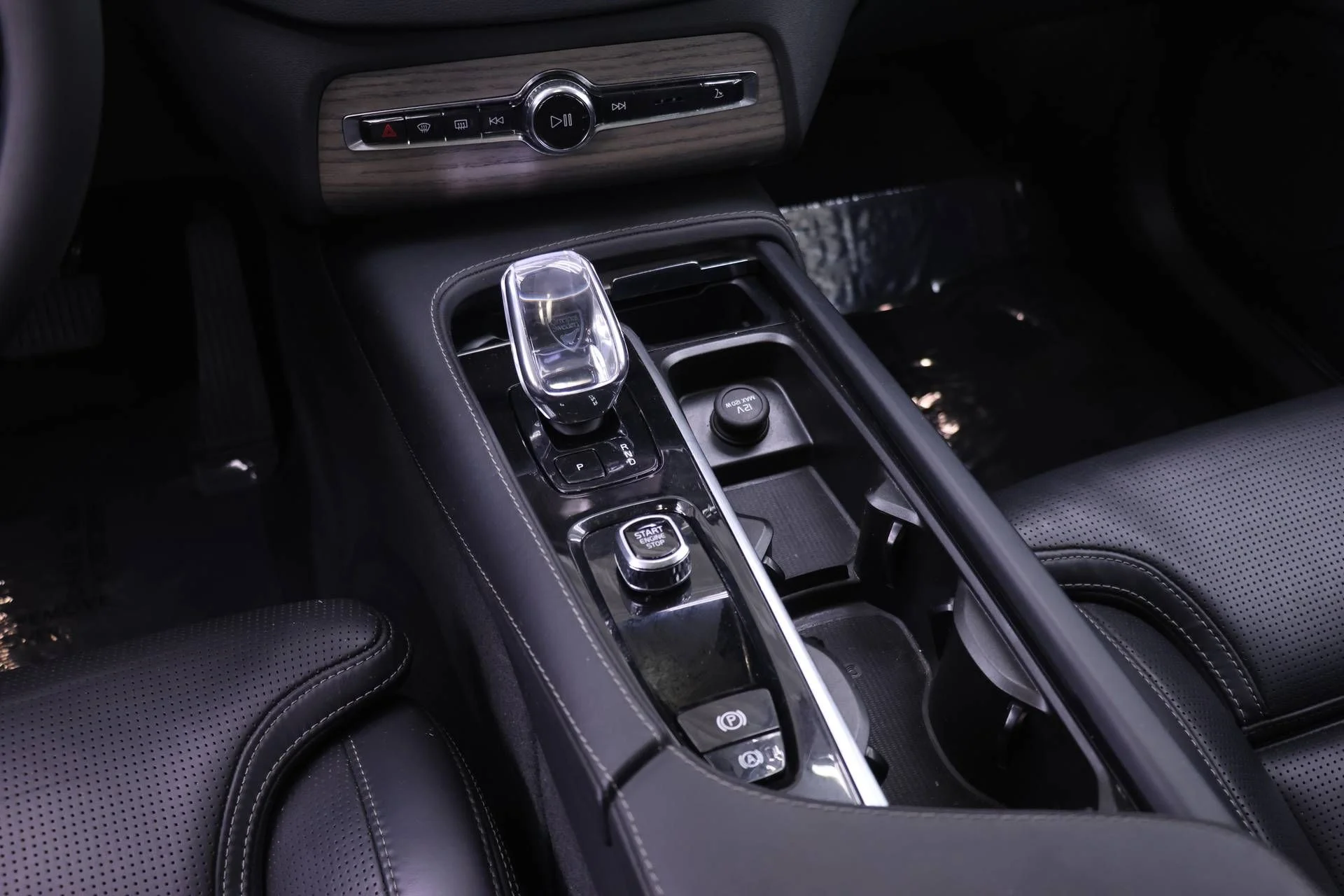 Certified Used 2023 Black Volvo Ultimate image 17
