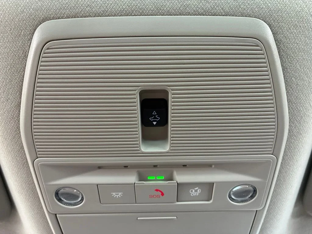 2026 Nissan Sentra SR - Photo 17