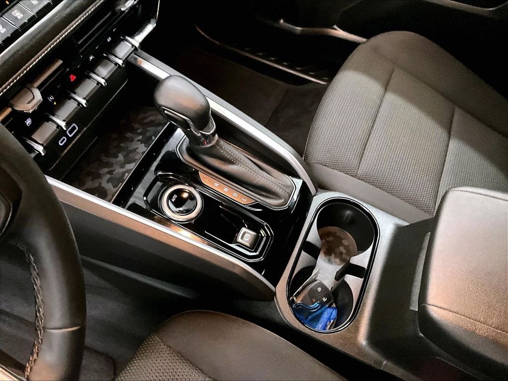 Used 2024 Sterling Gray Metallic Chevrolet LT image 20