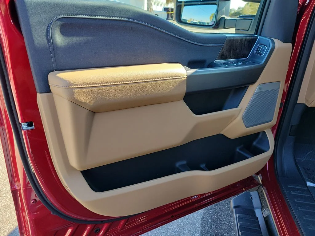 2026 Ford F-350 Super Duty Lariat - Photo 14