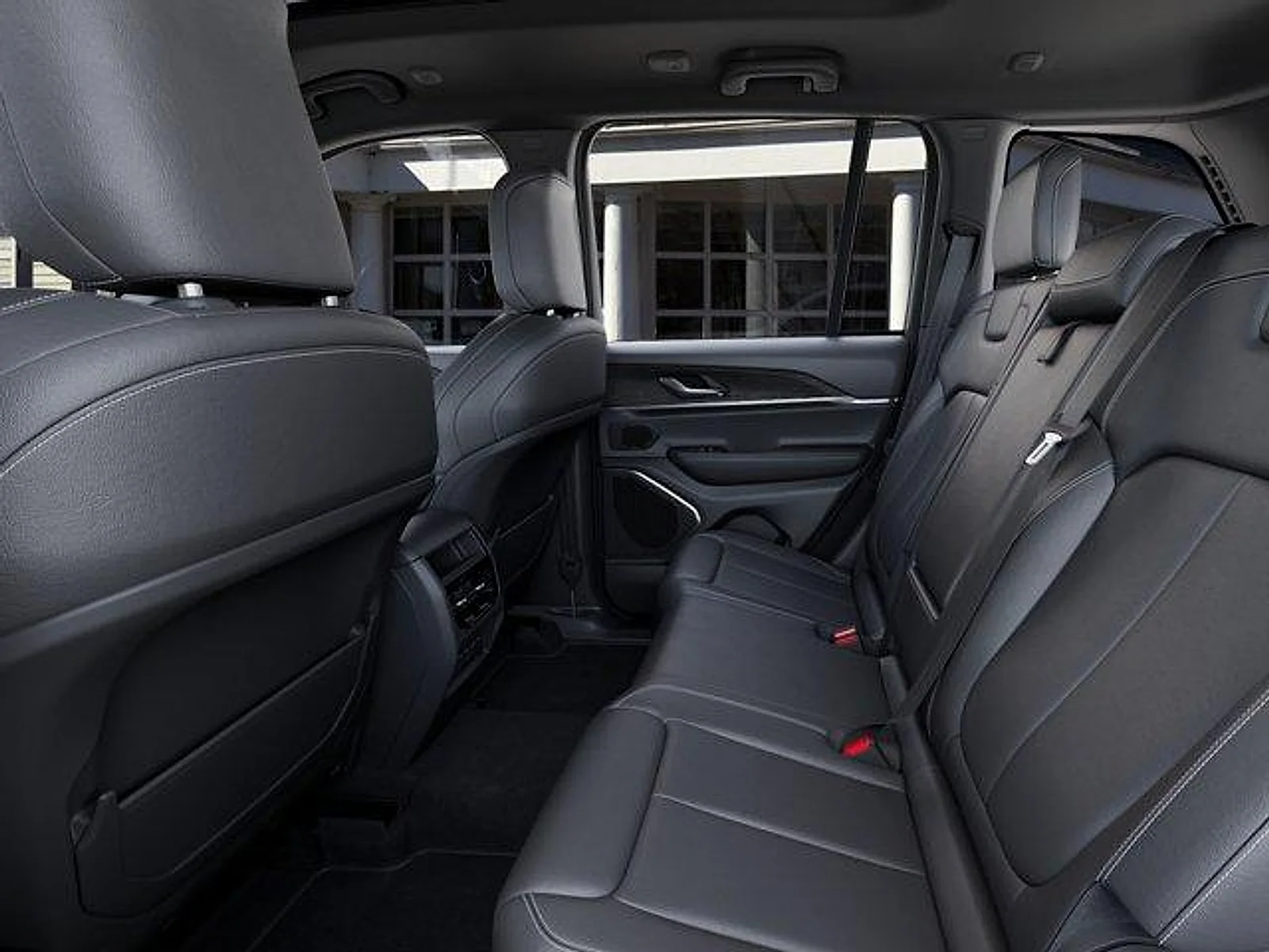 New 2026 Baltic Gray Metallic Clearcoat Jeep Limited 4x4 image 23