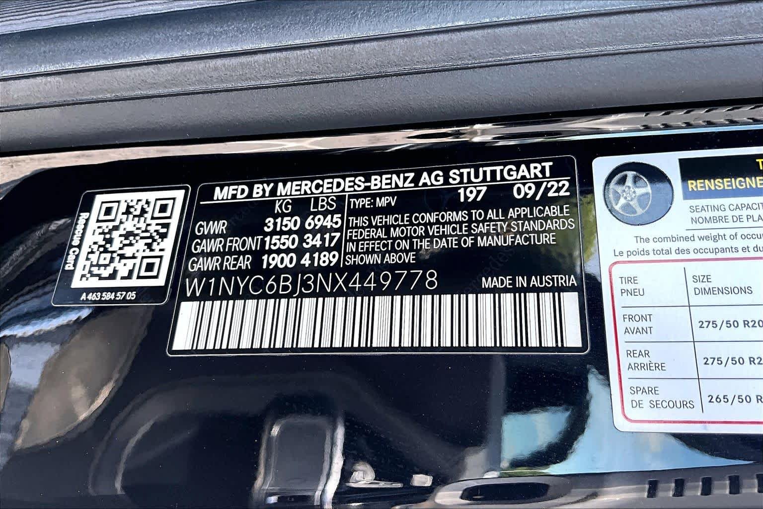 Used 2022 Obsidian Black Metallic Mercedes-Benz G 550 image 37