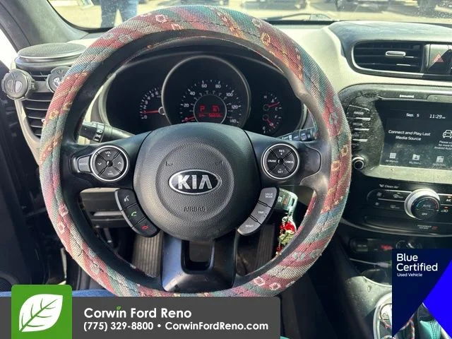 Used 2018 Black Kia Base image 16