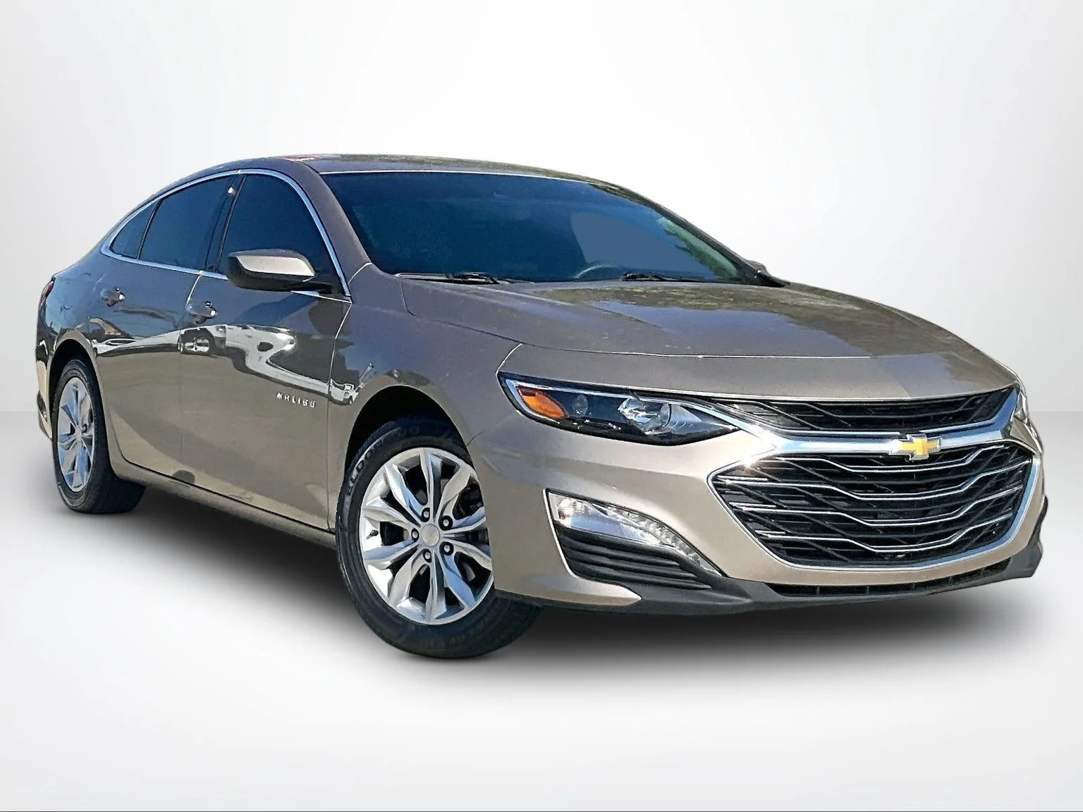 Used 2023 Gray Chevrolet LT image 11