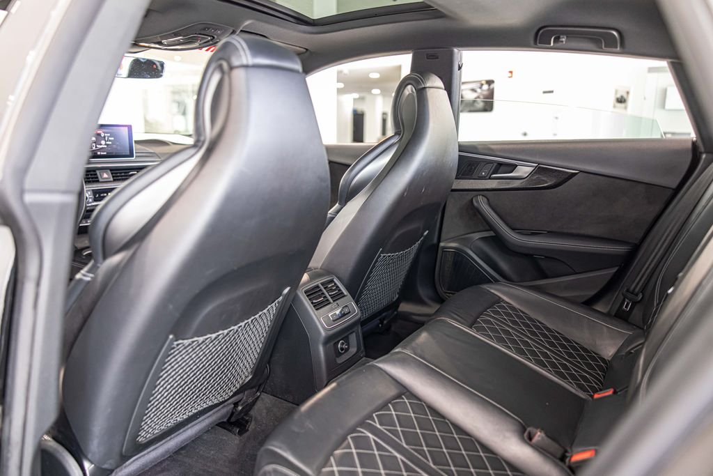 Used 2018 Black Audi 3.0T Prestige image 37