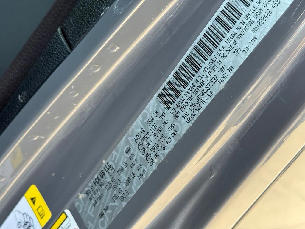 Used 2019 Gray Jeep Unlimited Sahara image 10