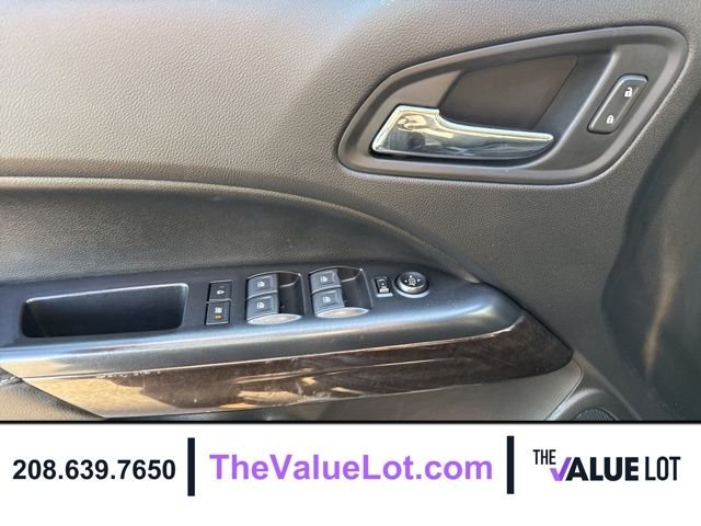 Used 2021 Gray GMC Elevation image 19