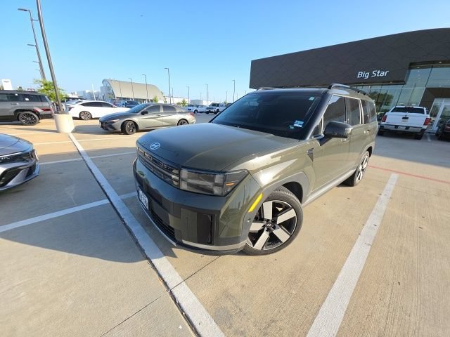 Used 2024 Rockwood Green Hyundai Limited image 3