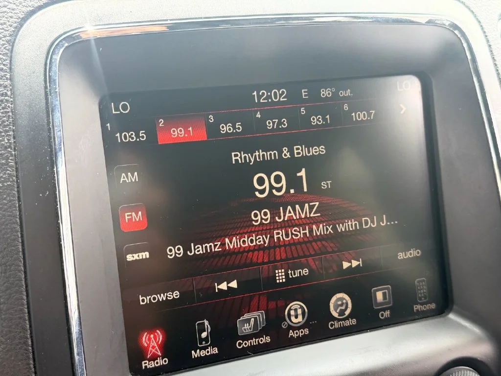 Used 2014 Black Dodge SXT image 24