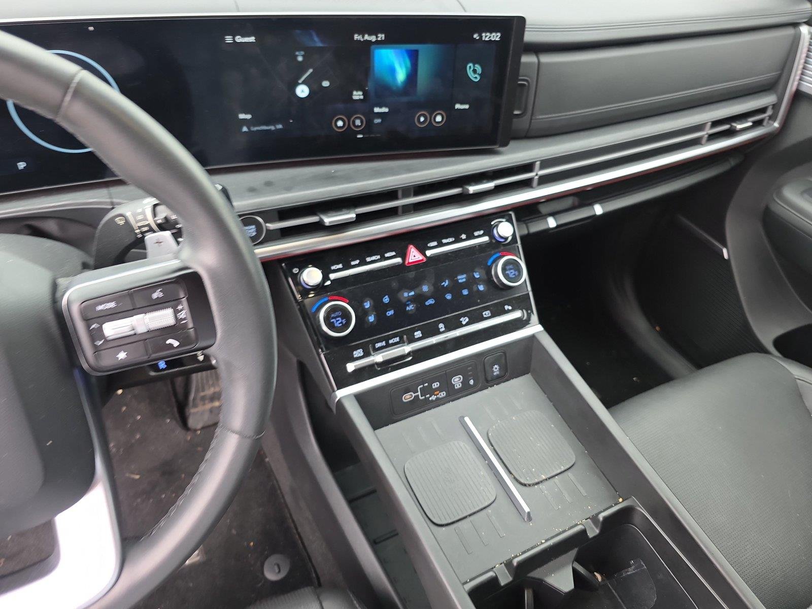 Used 2024 Shimmering Silver Hyundai Limited image 30