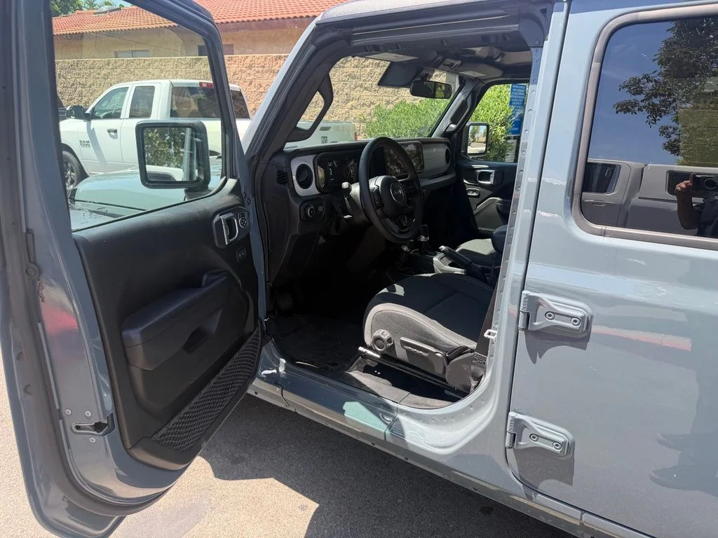 Used 2024 Gray Jeep Sport S image 17