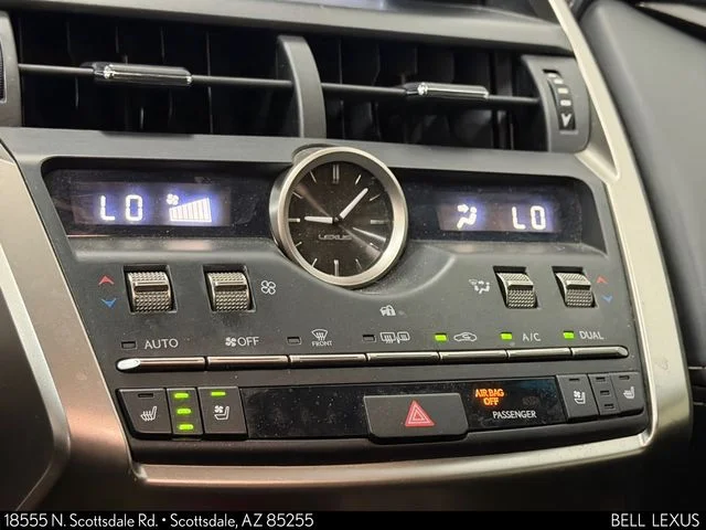 Used 2018  Lexus 300 image 27