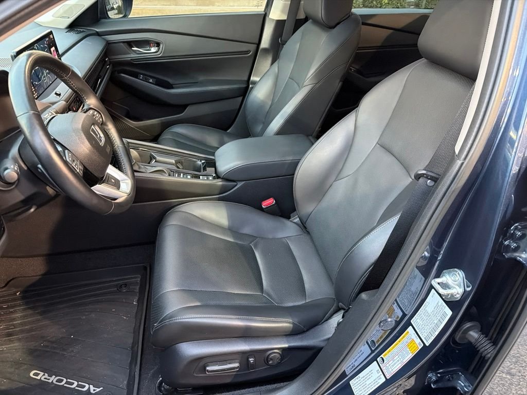 Used 2025 Blue Honda Touring image 13