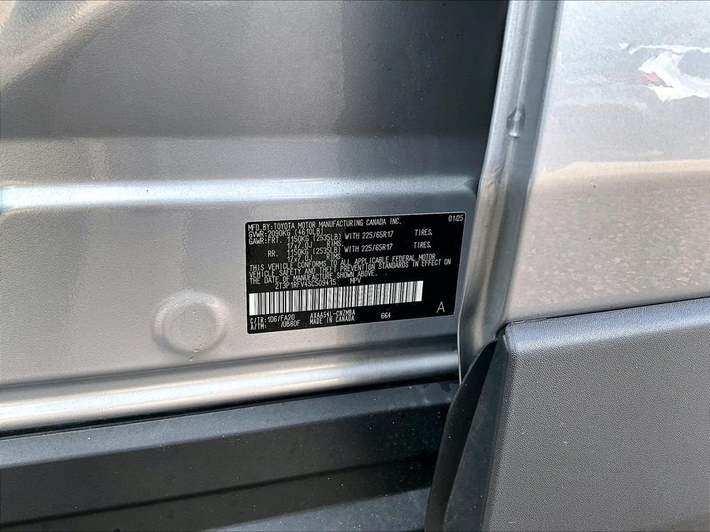 Used 2025 Silver Toyota XLE image 9