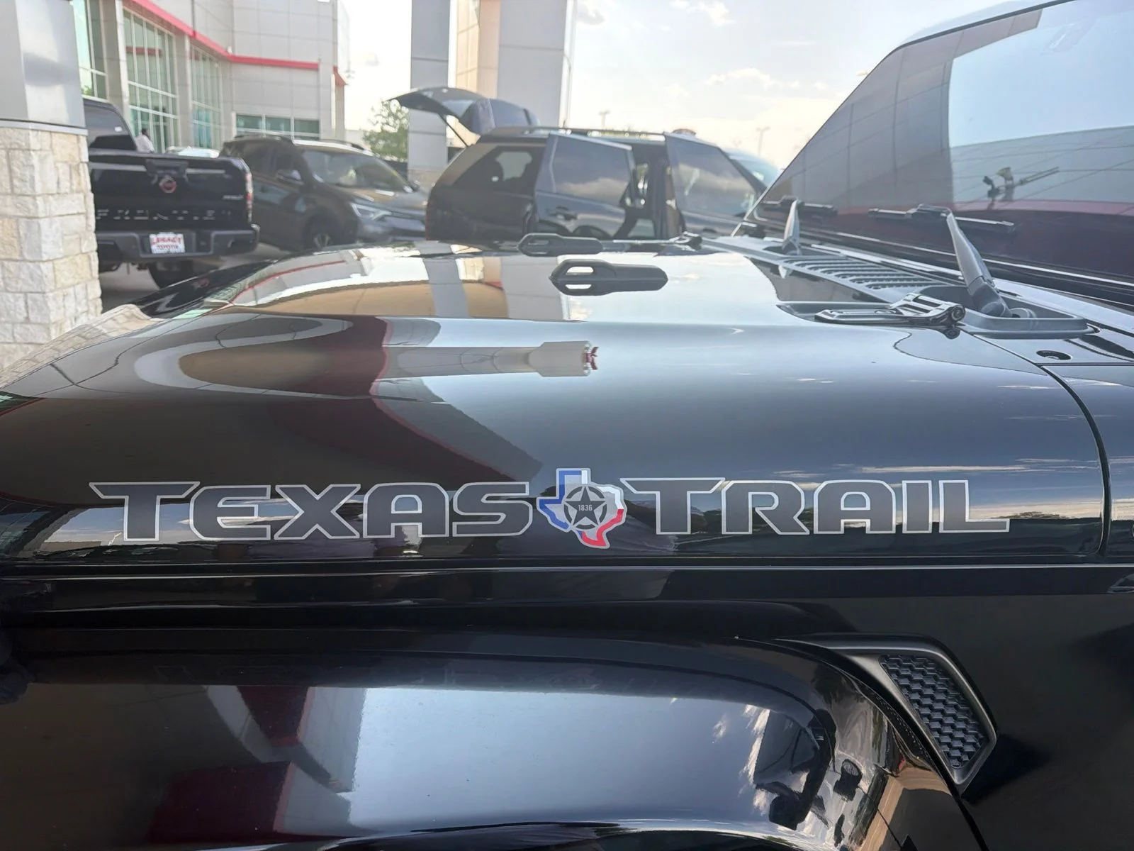 Used 2022 Black Jeep Sport image 5