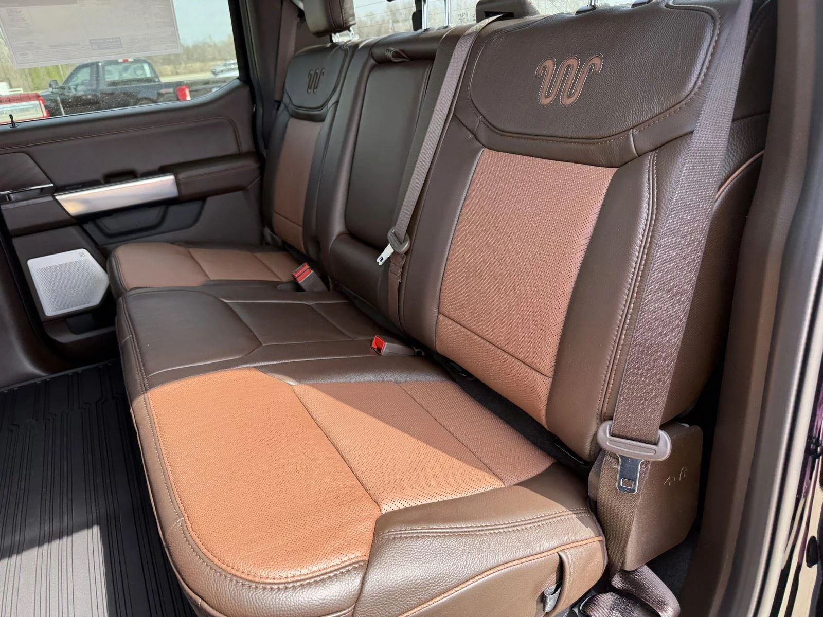 New 2026 Agate Black Metallic Ford F-250® King Ranch® image 33