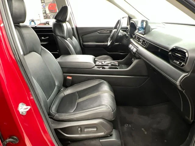 Used 2023 Red Honda EX-L image 15