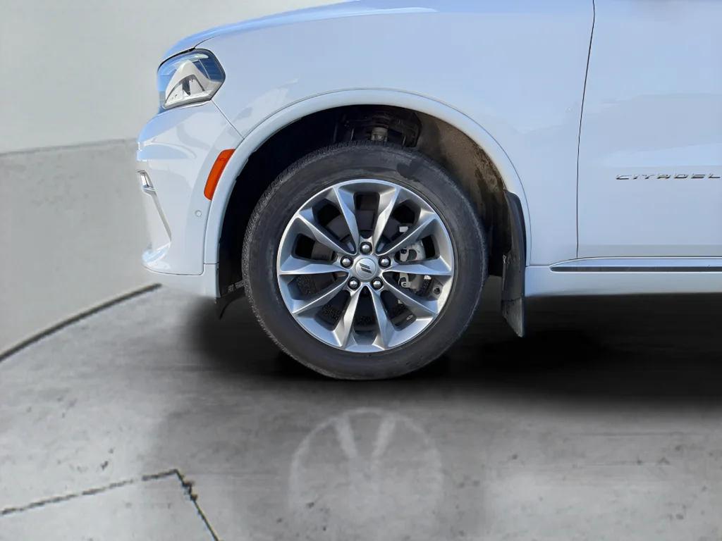 Used 2022 White Dodge Citadel image 11
