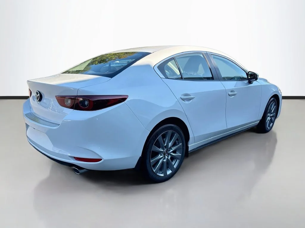 New 2026 Snowflake White Pearl Mazda 2.5 S Preferred image 7