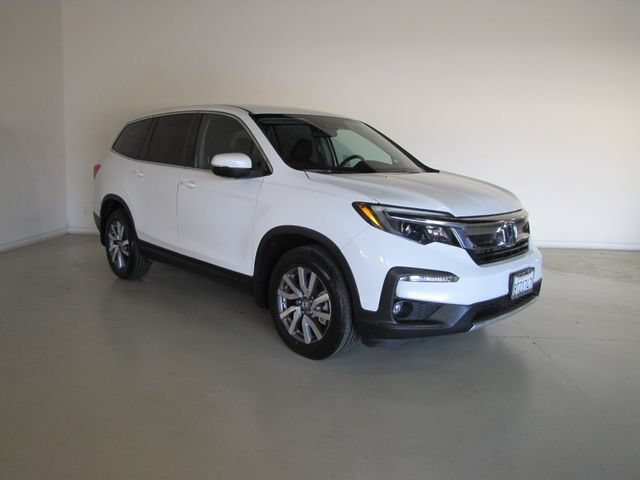 Certified Used 2021 Platinum White Pearl Honda EX image 3