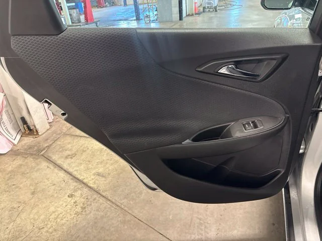 Used 2017 SILVER ICE METALLIC Chevrolet LT image 25