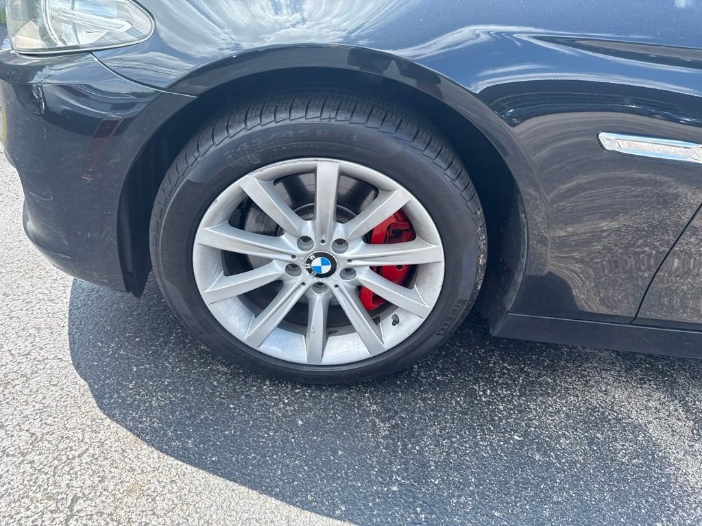 Used 2014 Black BMW 535i xDrive image 11