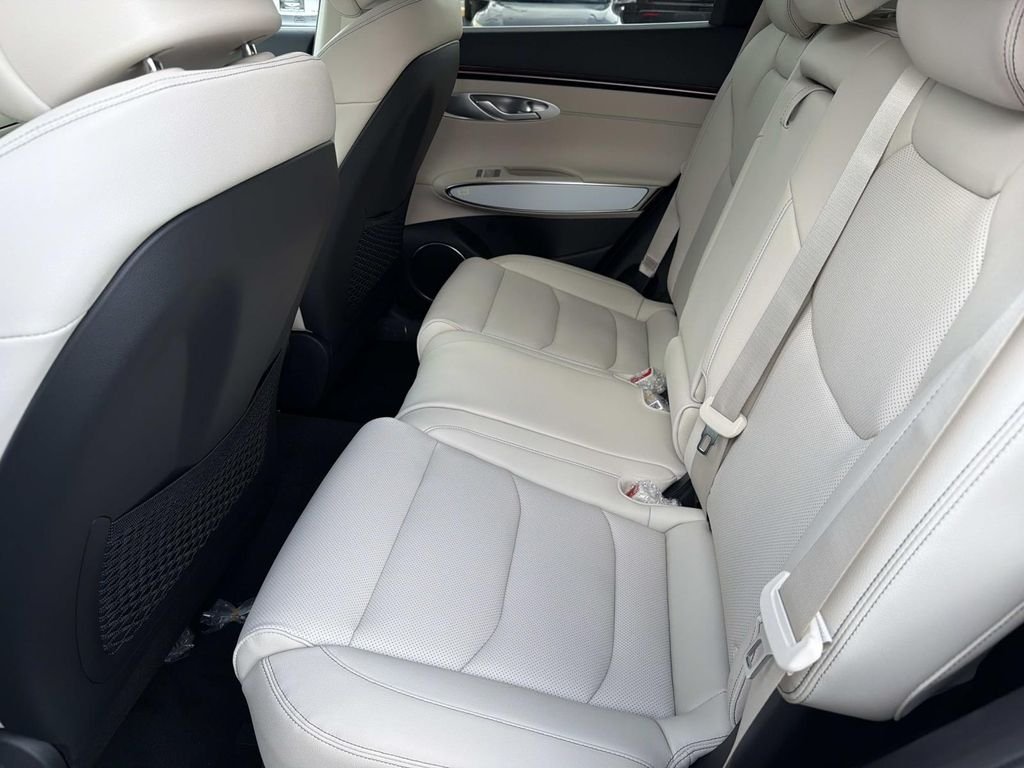 New 2026 White Genesis 2.5T Select image 14