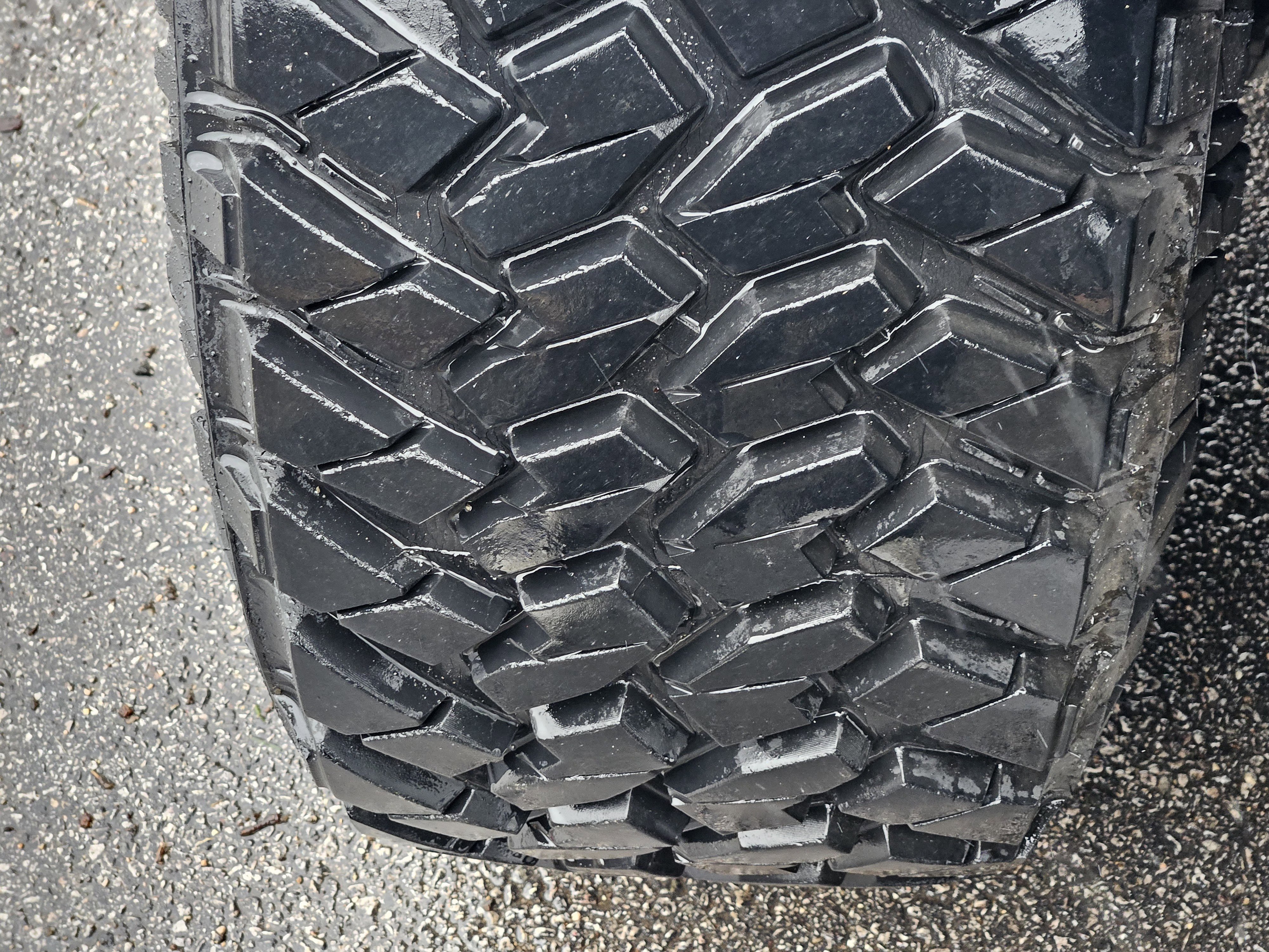 Used 2021 Bright White Clear Coat Jeep High Altitude image 11