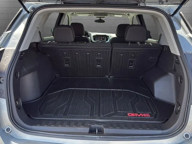 Used 2023 Silver GMC SLE image 11