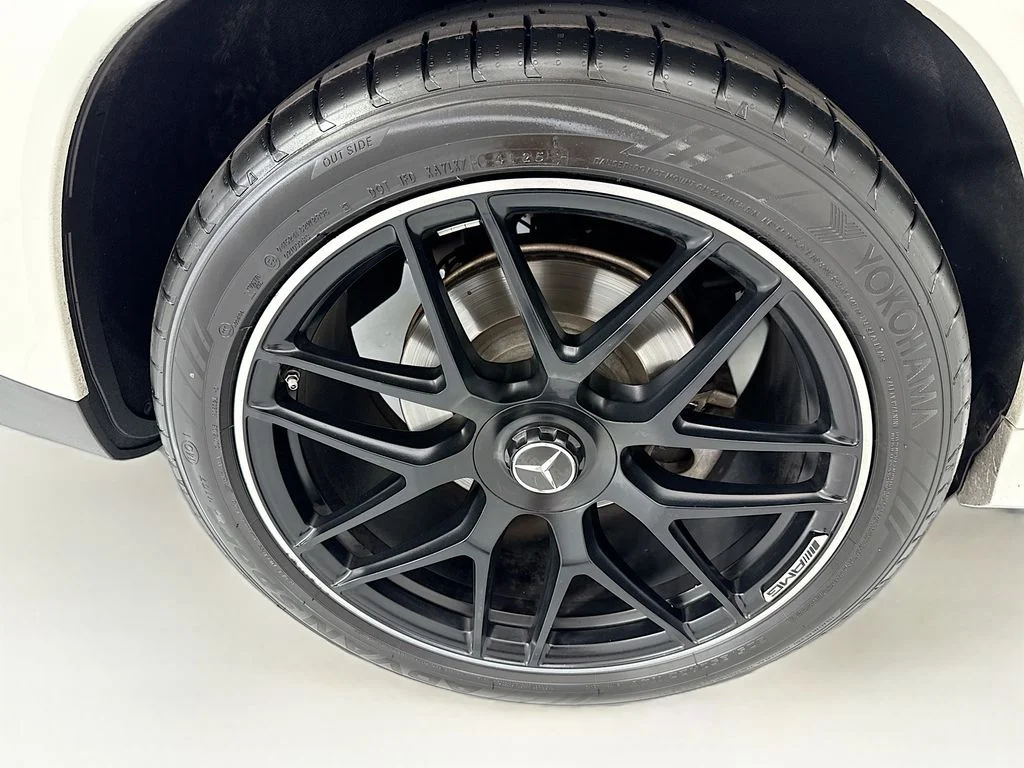 Used 2022 White Mercedes-Benz GLE 53 AMG® image 32